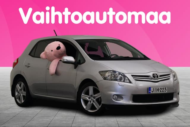 TOYOTA Auris