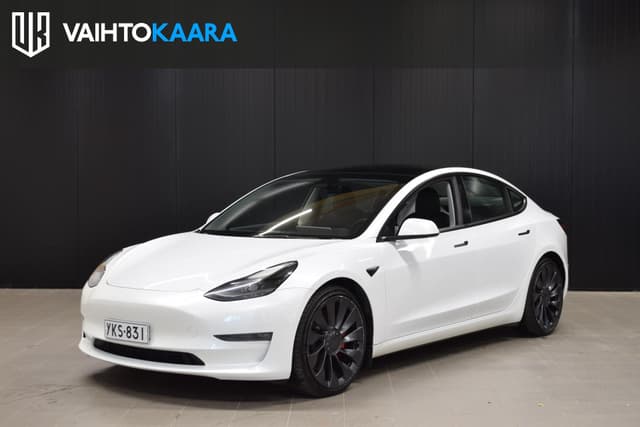 TESLA Model 3