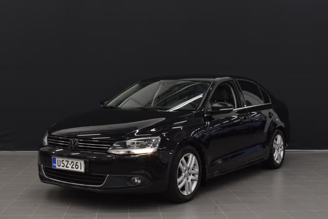 VOLKSWAGEN Jetta