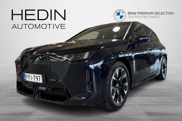 BMW iX