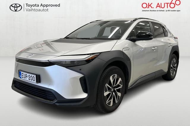 TOYOTA bZ4X