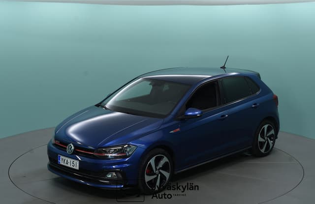 VOLKSWAGEN Polo