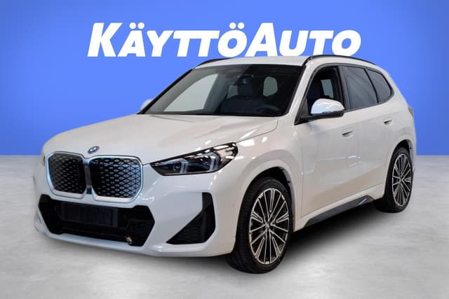 BMW iX1
