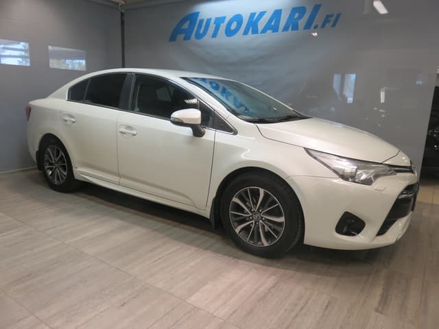 TOYOTA Avensis