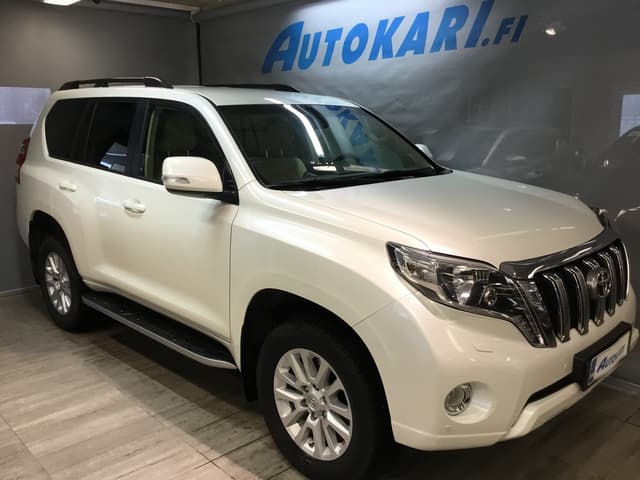 TOYOTA LAND CRUISER