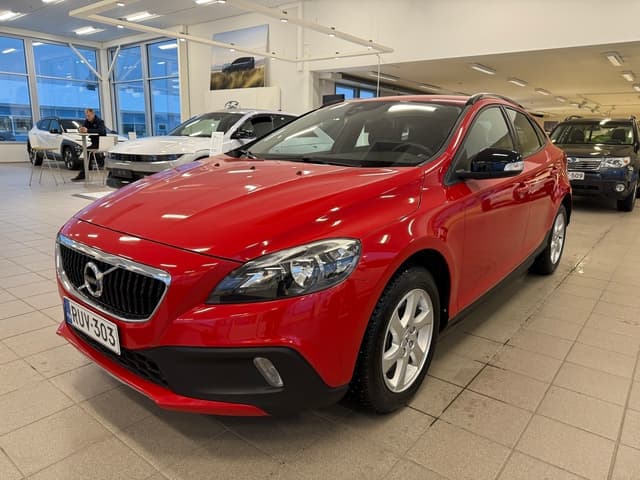 VOLVO V40 Cross Country