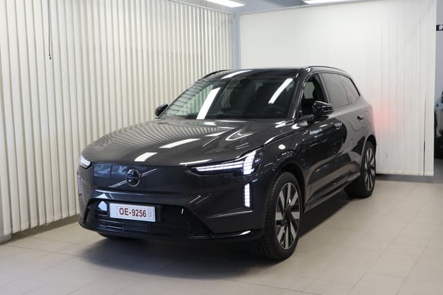 VOLVO EX90