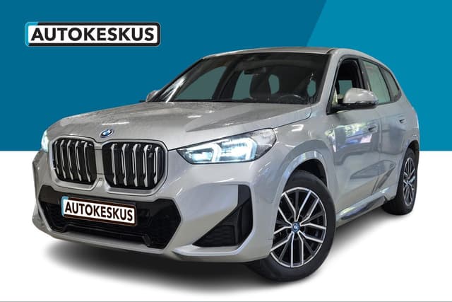 BMW IX1