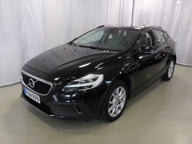 VOLVO V40 Cross Country