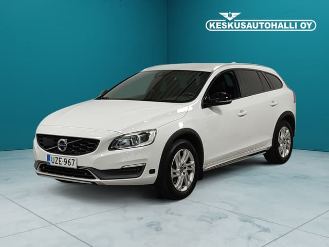 VOLVO V60 Cross Country