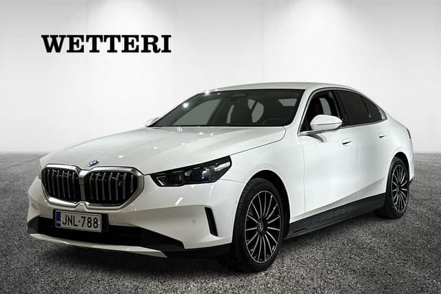 BMW i5
