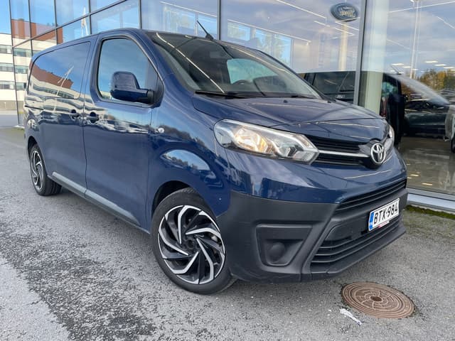 TOYOTA Proace
