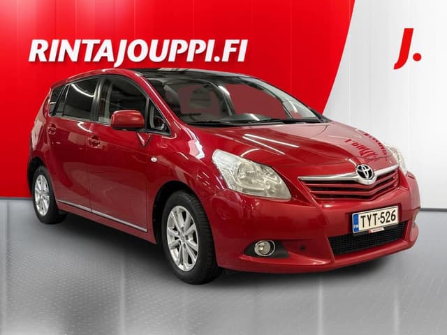 TOYOTA Verso