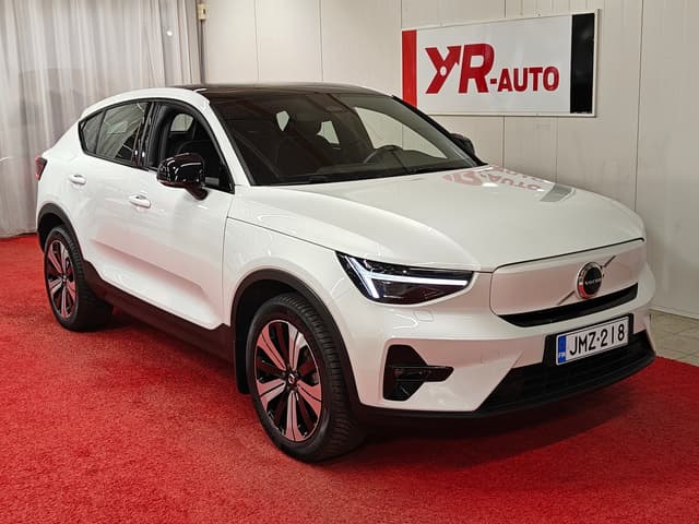 VOLVO C40