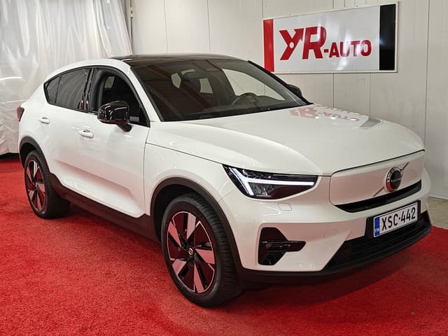 VOLVO C40