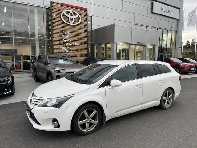 TOYOTA Avensis