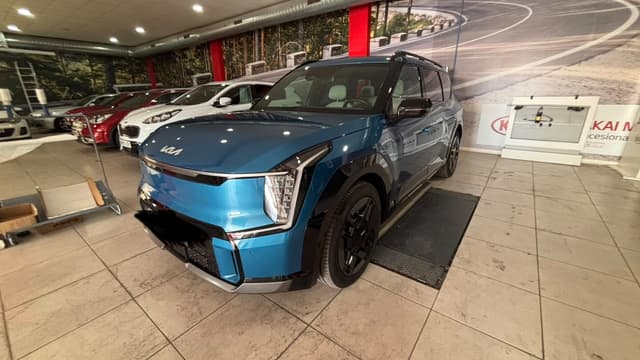 KIA EV9