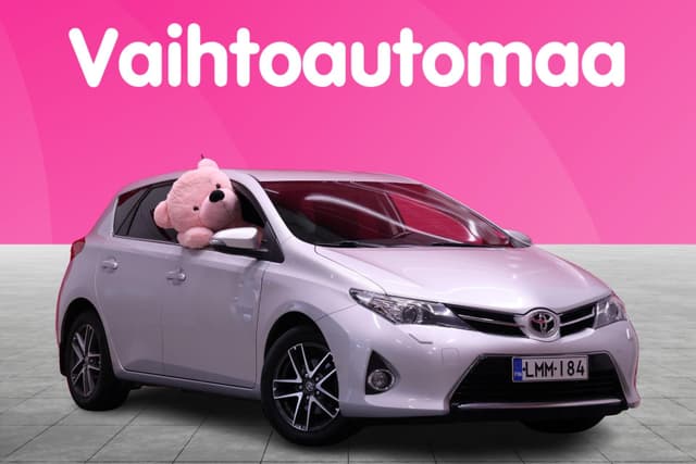TOYOTA Auris