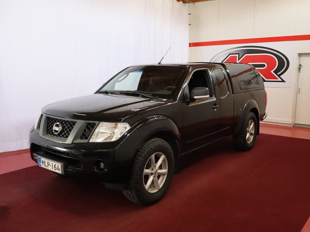 NISSAN Navara