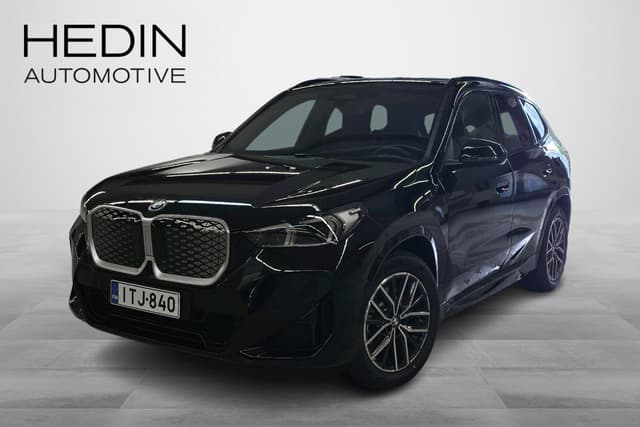 BMW iX1