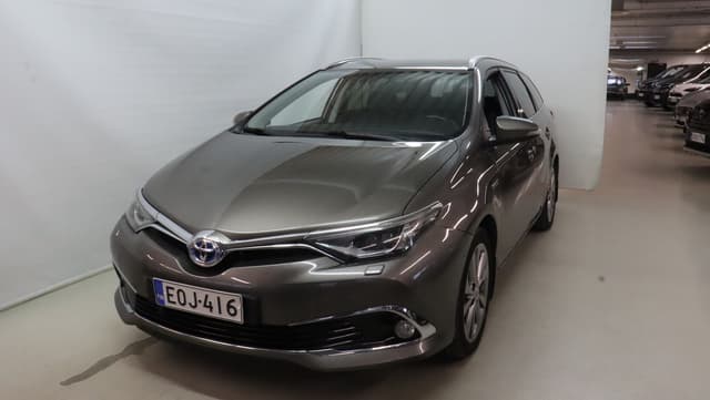 TOYOTA Auris